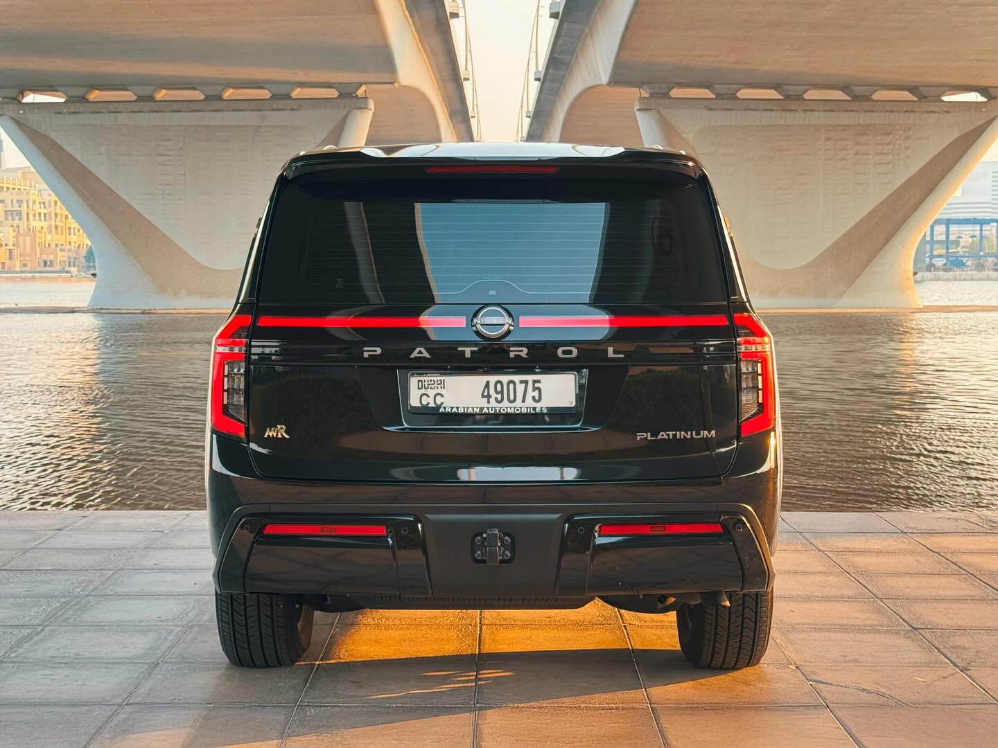 Nissan Patrol — alternate angle